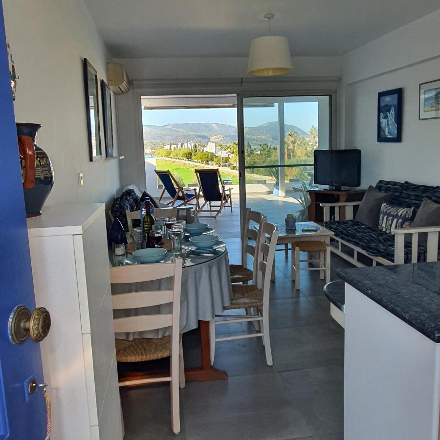 Latchi Ithaki, 2 Bedroom Penthouse Exteriér fotografie